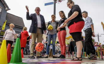 Apeldoorn verwelkomt kwetsbare buren bij de buren